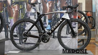 TREK Madone SLR 7 eTap 2020 [upl. by Garbers234]