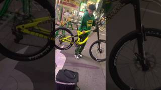 Commencal supreme dh Super smooth suspension mtb [upl. by Assilen]