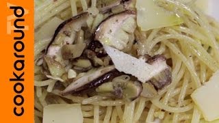 Spaghetti con funghi porcini crudi [upl. by Airahs]