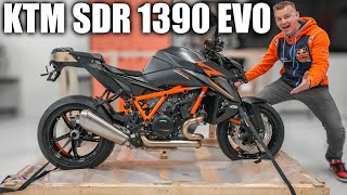 2024 KTM 1390 SUPER DUKE R EVO Unboxing  Exhaust Sound amp Wheelie [upl. by Hilde110]