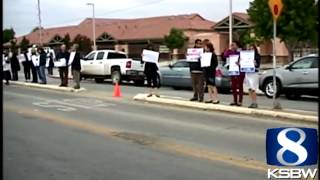 Alisal Union School District teachers continue protests in Salinas [upl. by Tricia]