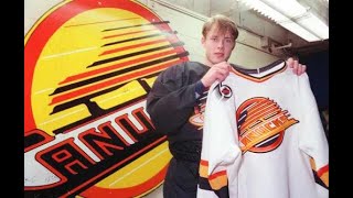 Pavel Bure quotPavelmaniaquot Vancouver Canucks rookie reel [upl. by Akiras]