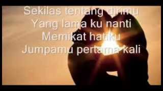 Ipang Tentang Cinta Lyric [upl. by Radnaxela]