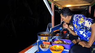 Catch and cook Mancing dan bermalam langsung masak seblak udang galah diperahu [upl. by Onilatac]