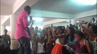 Kaysha rocks Jean Piaget high school Cabo Verde 0309 [upl. by Dwane266]