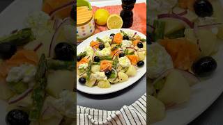 ENSALADA VERANIEGA DE PATATAS Y SALMÓN Súper rica y fácil😋👌youtubeshorts shorts [upl. by Arlynne859]