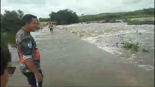 PESSOAS SE ARRISCAM A PASSAR ESSA PONTE DO RIO CIMENTERIO PENTECOSTE CEARÁ [upl. by Nalaf]