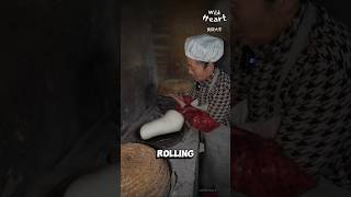 Making Gansu’s Giant Pot Bread [upl. by Retxed]