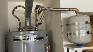 Comparing Pressure Fluctuations Before and After Installing Thermal Expansion Tank to Water Heater [upl. by Winou]