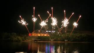 Grand Haven Coast Guard 2017 Fireworks Extravaganza HD [upl. by Naor]