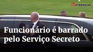 Funcionário tenta abrir porta da limousine de Biden e é barrado pelo Serviço Secreto em Buckingham [upl. by Yves]