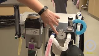 Testing Anesthesia Machine for Leaks [upl. by Hcone]