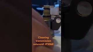 Auto transmission solenoid cleaning Jatco JF506E cleaning solenoid transmission rover75 [upl. by Aurore828]