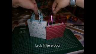 Moederdag papieren kado tasje maken DIY korte tutorial [upl. by Ditmore421]