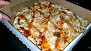 Fongs Pizza  Crab Rangoon Pizza Review Des Moines Iowa [upl. by Sucram]