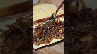 French onion grilled cheese 🧅🍞🧀 [upl. by Knapp]