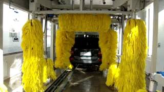 The Autobase automatic car wash system in Chinas Xinjiang [upl. by Terces]