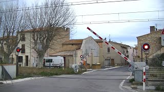 Spoorwegovergang SalsesleChâteau F  Railroad crossing  Passage à niveau [upl. by Ainival]