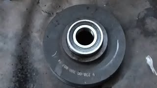 TUTORIAL CARA GANTI BEARING TENSION PULLEY MXU service machine machine video mesin maintenance [upl. by Yauqaj391]