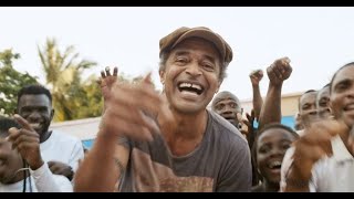 Yannick Noah  La vie cest maintenant Clip officiel [upl. by Nlyak]