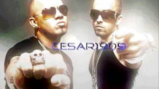 WISIN amp YANDEL  PEGATE Y MOTIVAME [upl. by Waldon]