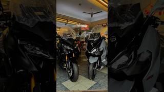 YAMAHA TMAX 560 VS MAXSYM TL508 🔥 [upl. by Kcirtapnhoj]