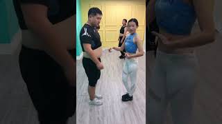 Coach who does belly fat reduction exercise with younger brother dance diet dieting beauty [upl. by Addie853]