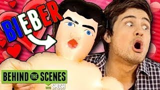 BIEBER BLOW UP DOLL BTS VOSTFR [upl. by Pelage924]