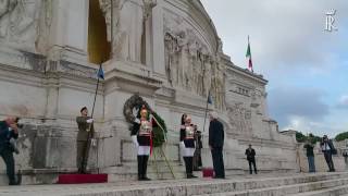 Giornata delle Forze Armate Mattarella allAltare della Patria [upl. by Nadaba843]