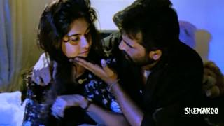 Gulabi Movie Scenes  J D Chakravarthy celeberating Maheshwaris birthday  Krishna Vamsi RGV [upl. by Mirielle494]