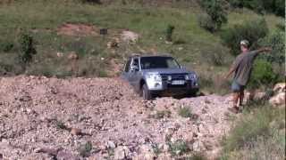 Mitsubishi Pajero IV on Berakah 4x4  Rhino Challenge [upl. by Ahkihs]