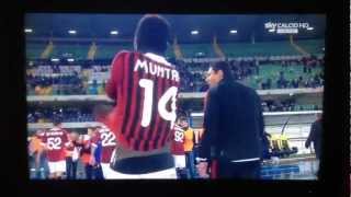 Raccattapalle rifiuta la maglia di Muntari HD [upl. by Llenwad]