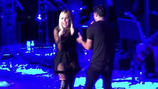 Marta Sanchez y Carlos Rivera 21 dias en directo en el Palacio de los Deportes Madrid [upl. by Simons633]