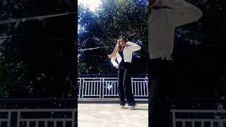 Bolopenomeco dancecover kpop trendingshorts bolopenomeco [upl. by Ecnerrot245]