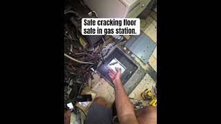 Safe cracking floor safe in gas stationsafecracking drill safelockout safetydeposit gasstation [upl. by August]