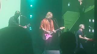 Busted  MMMBop feat Hanson 20092023 [upl. by Ahseryt]