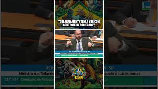 Eduardo Bolsonaro fala sobre a política de desarmamento da Venezuela e suas consequências [upl. by Psyche]