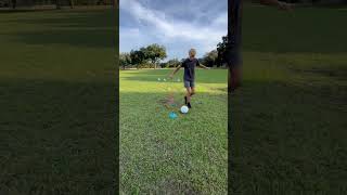 A Great Basic Weaving In amp Out Shooting Drill soccerdrills soccerpractice soccertrainingdrills [upl. by Stout999]