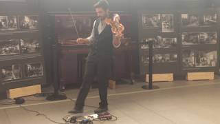 Asier Suberbiola Solo Loop quotEnglishman in New Yorkquot [upl. by Amati]