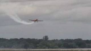 2005 RI Airshow  Michael Mancuso in the Extra 300L [upl. by Nileek]