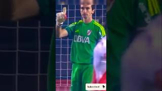 quot¡Las Mejores Atajadas de Barovero 🔥 El Muro de River en Acción 🧤quotshorts [upl. by Ynej72]