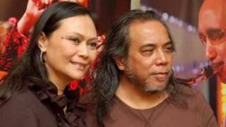 RAMLI SARIP amp KHADIJAH IBRAHIM  Ihsan Mulia [upl. by Nachison]