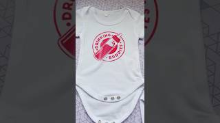 👶🏻👶🏻 DIY Funny Twin Onesies with Cricut Infusible Ink  Easy Cricut Craft Idea cricutideas diy [upl. by Okun]