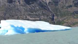 ARGENTINA Navigazione fra gli Iceberg del Ghiacciaio Upsala [upl. by Garbe]