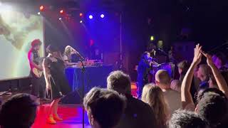 Superorganism Nobody Cares  Scala London 21922 [upl. by Bijan]