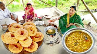 আজ বাড়িতে সবথেকে সহজ পদ্ধতিতে ঢাকাই পরোটা বানালাম সাথে স্পেশাল ঘুগনি  dhakai porota [upl. by Nevanod]