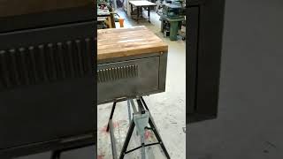 Meuble tv simple industriel brut avec plateau en bois [upl. by Ateikan196]