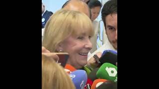 Esperanza Aguirre se mofa del acento andaluz en referencia a la Ministra Montero [upl. by Leahcym]