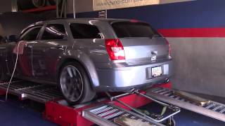 Dodge Magnum RT Dyno Pulls [upl. by Nazarius]