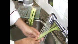 How to Clean Celery Stalk  How to Wash Celery  How to Remove Strings from Celery [upl. by Vish]